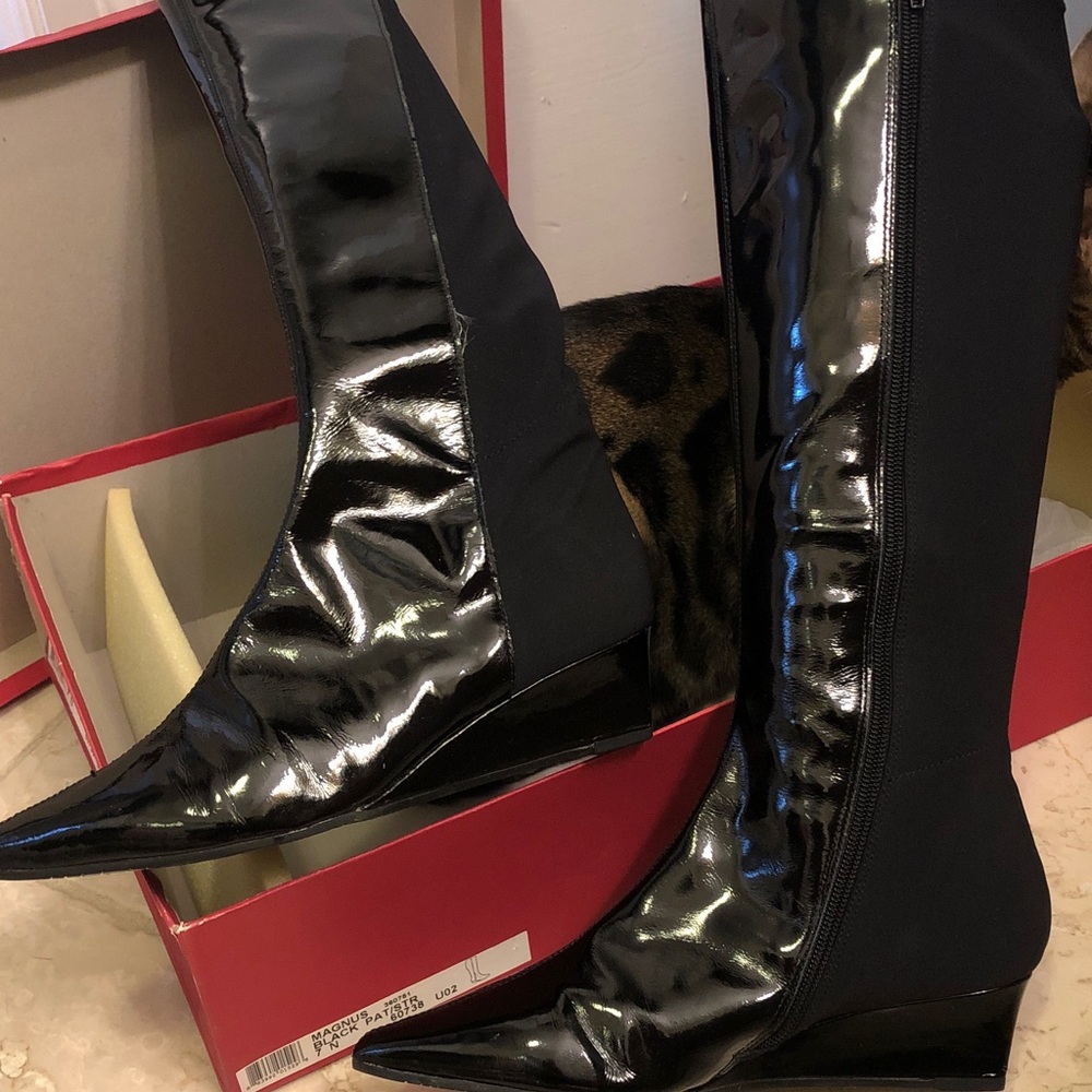 Vaneli Glossy Black Heeled Boots